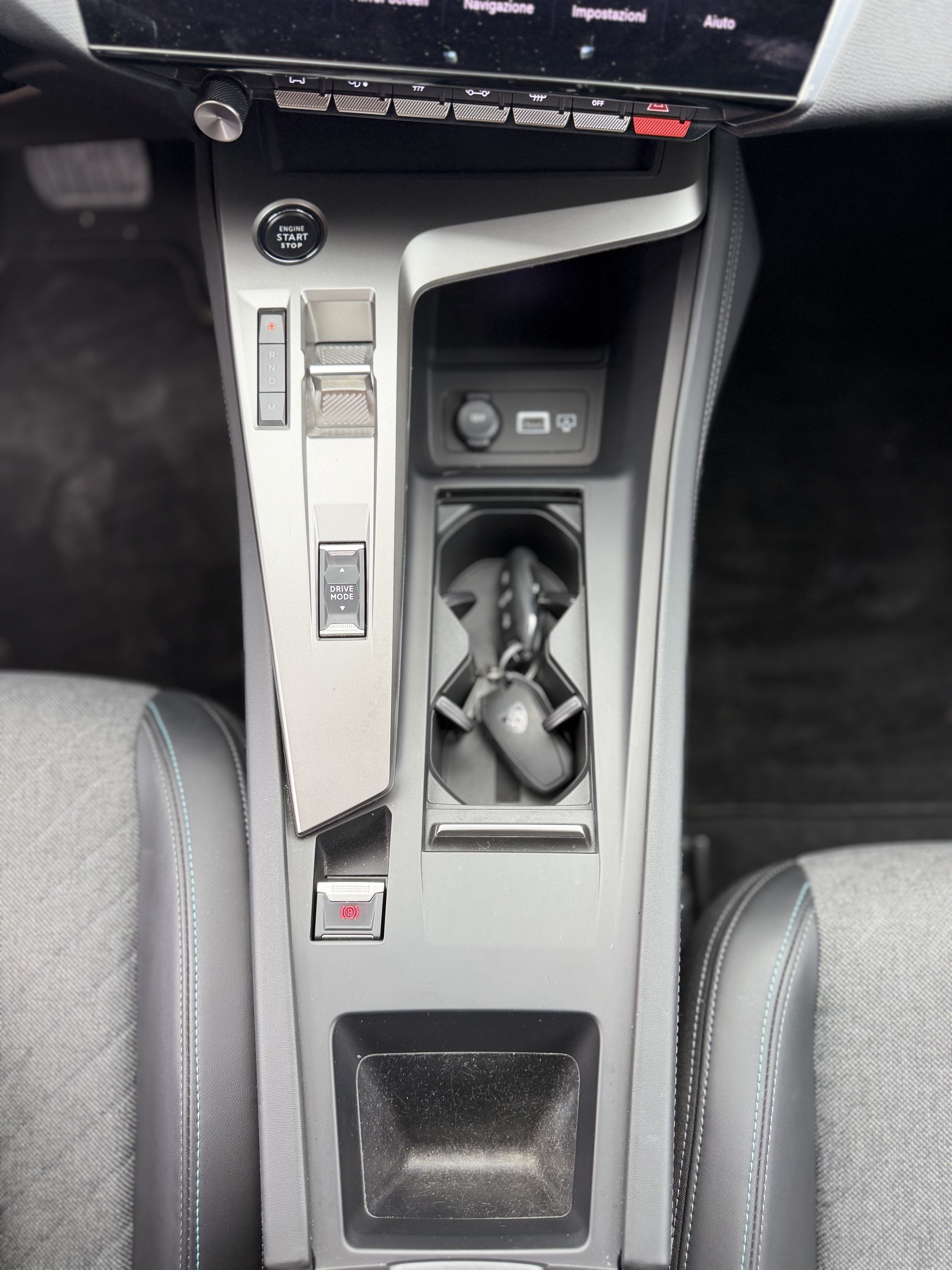 Peugeot 408 1.2 PureTech 131 CV Allure Pack